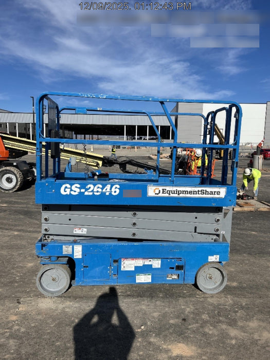2019 Genie GS-2646 folding rails with full height swing gate