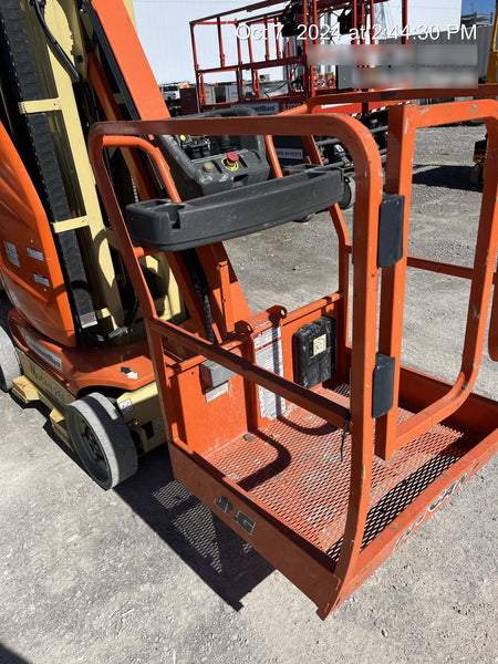 2019 JLG T26E