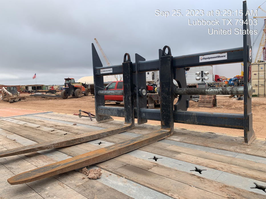 2022 SOLESBEE 96" Loader Fork Carriage - Solesbee