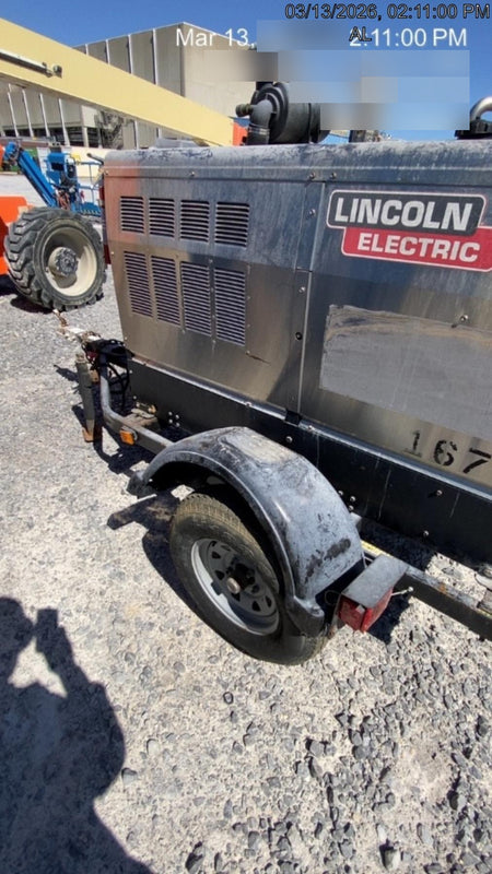 2018 Lincoln Electric Vantage 435 Lincoln Vantage 435 Welder Ready-Pak 3 w/Trailer, Fender/Light Kit, and Cable Rack