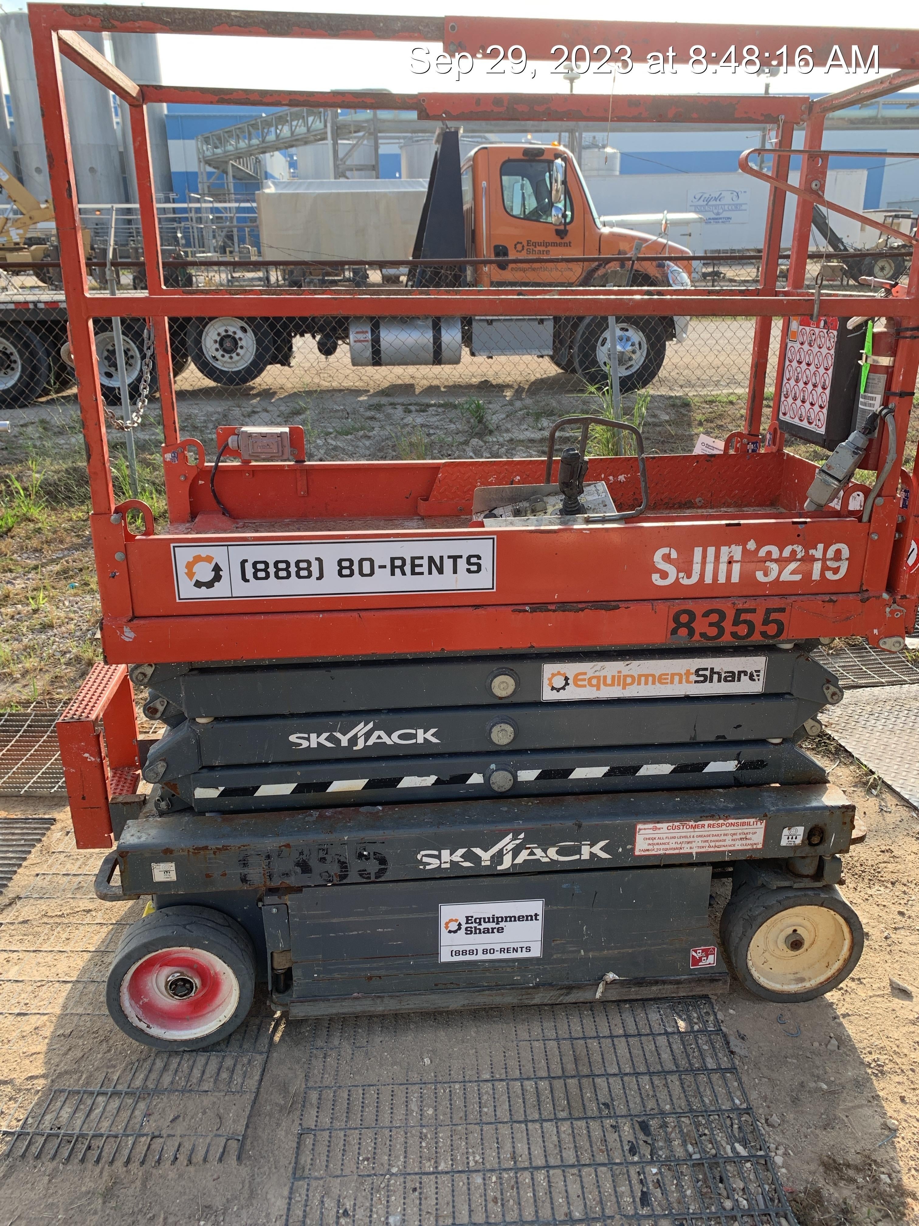 2018 SKYJACK SJIII-3219