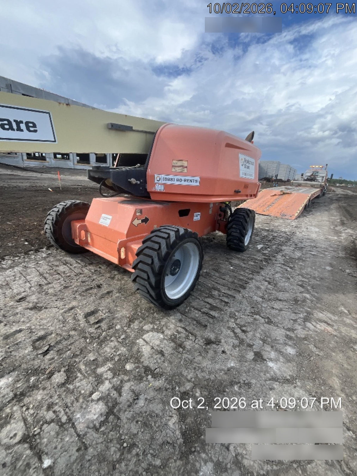 2019 JLG 660SJ
