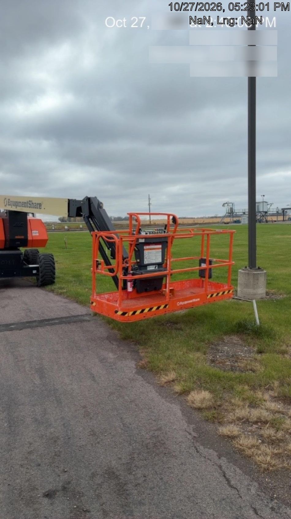 2025 JLG 800AJ