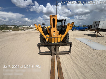 2023 JCB 510-56