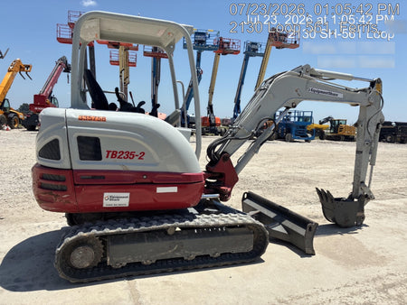 2023 TAKEUCHI TB235-2R