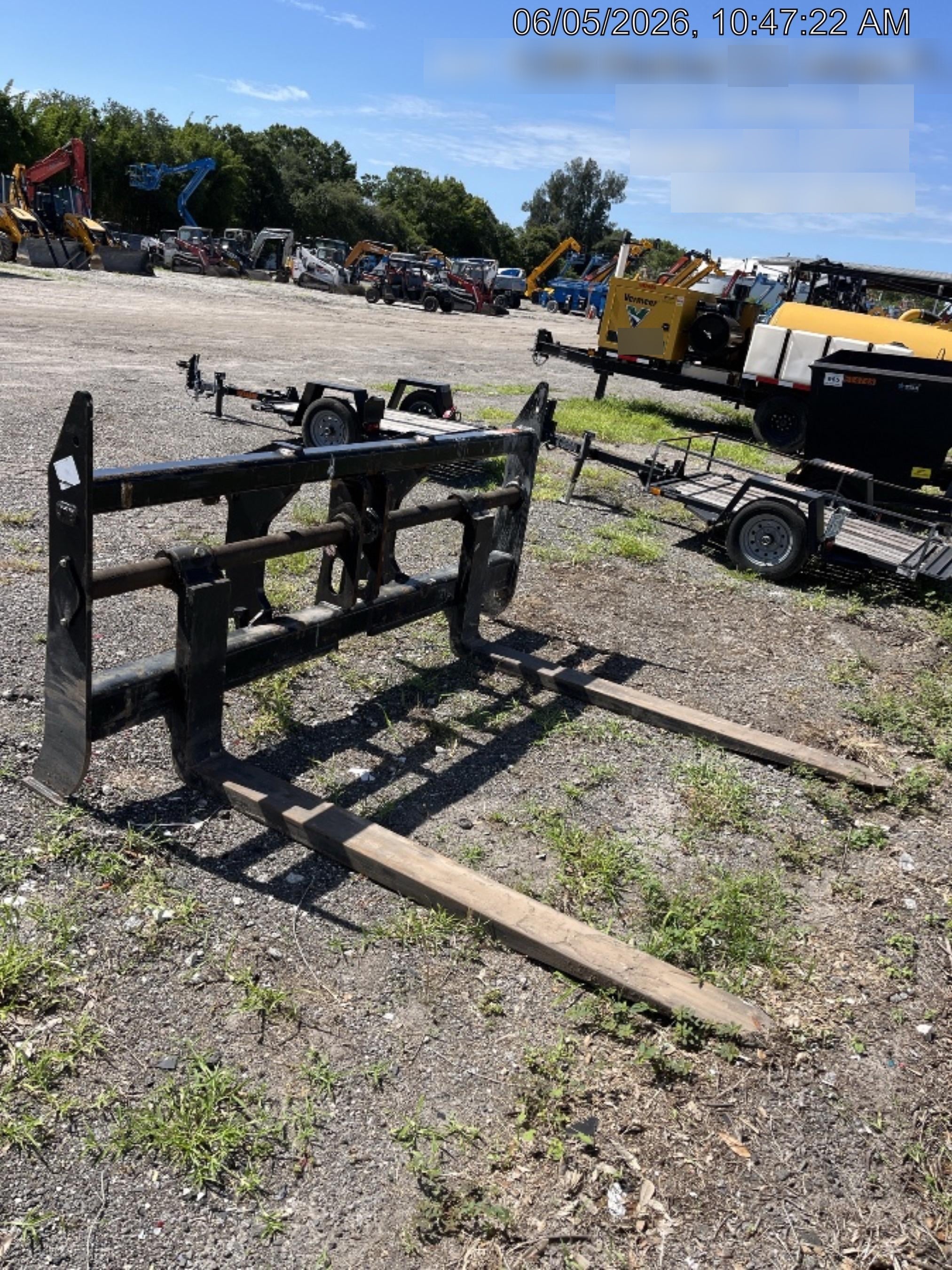 2025 PALADIN 72" Forks