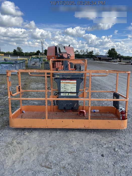 2019 JLG 660SJ