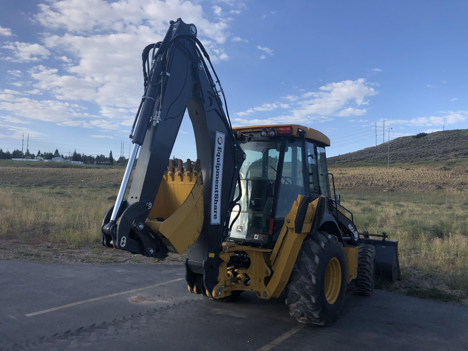 2019 John Deere 410L 4WD, CAB/HVAC, Standard Dipperstick, ISO Controls, Rear Aux Hydraulics, Manual QC w/1.5 Yd Bucket w/Forks, 24" Bucket