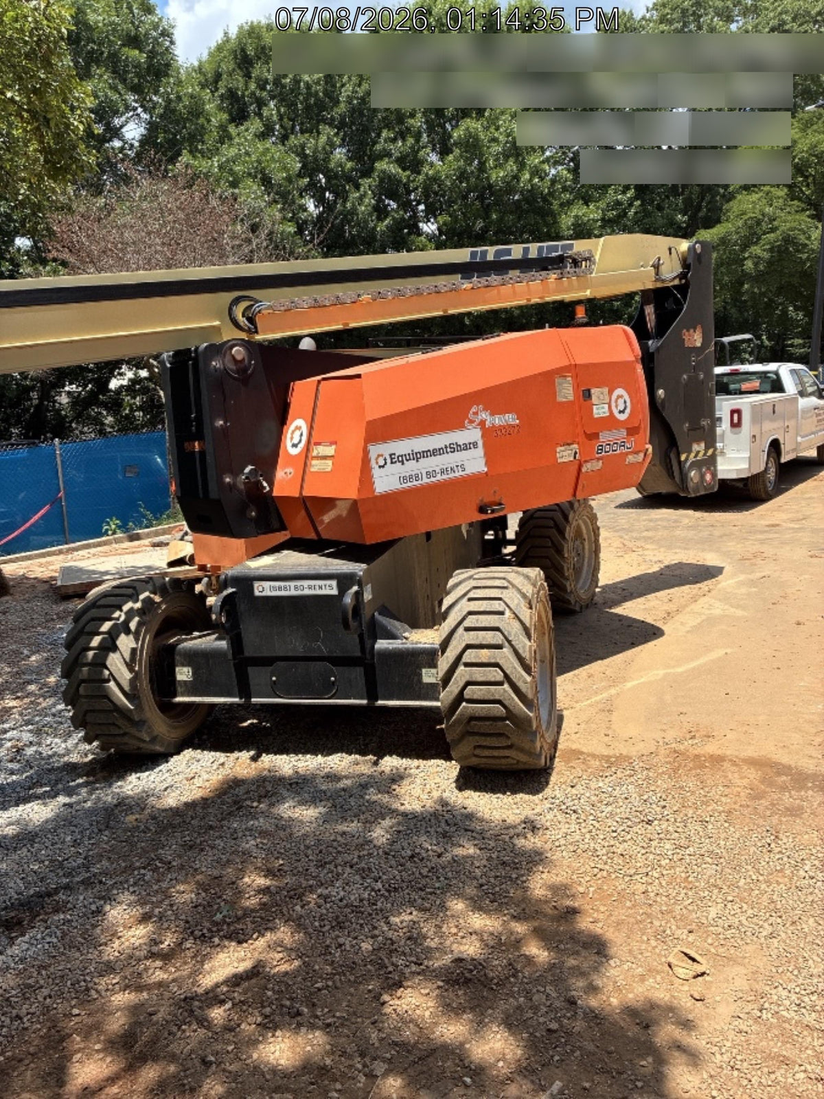 2023 JLG 800AJ