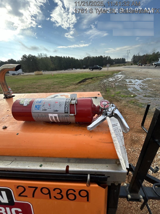 2022 Lincoln Electric LE400 Kubota V1505, Trlr, Cable Rack, Light Kit, ES Decals, T3