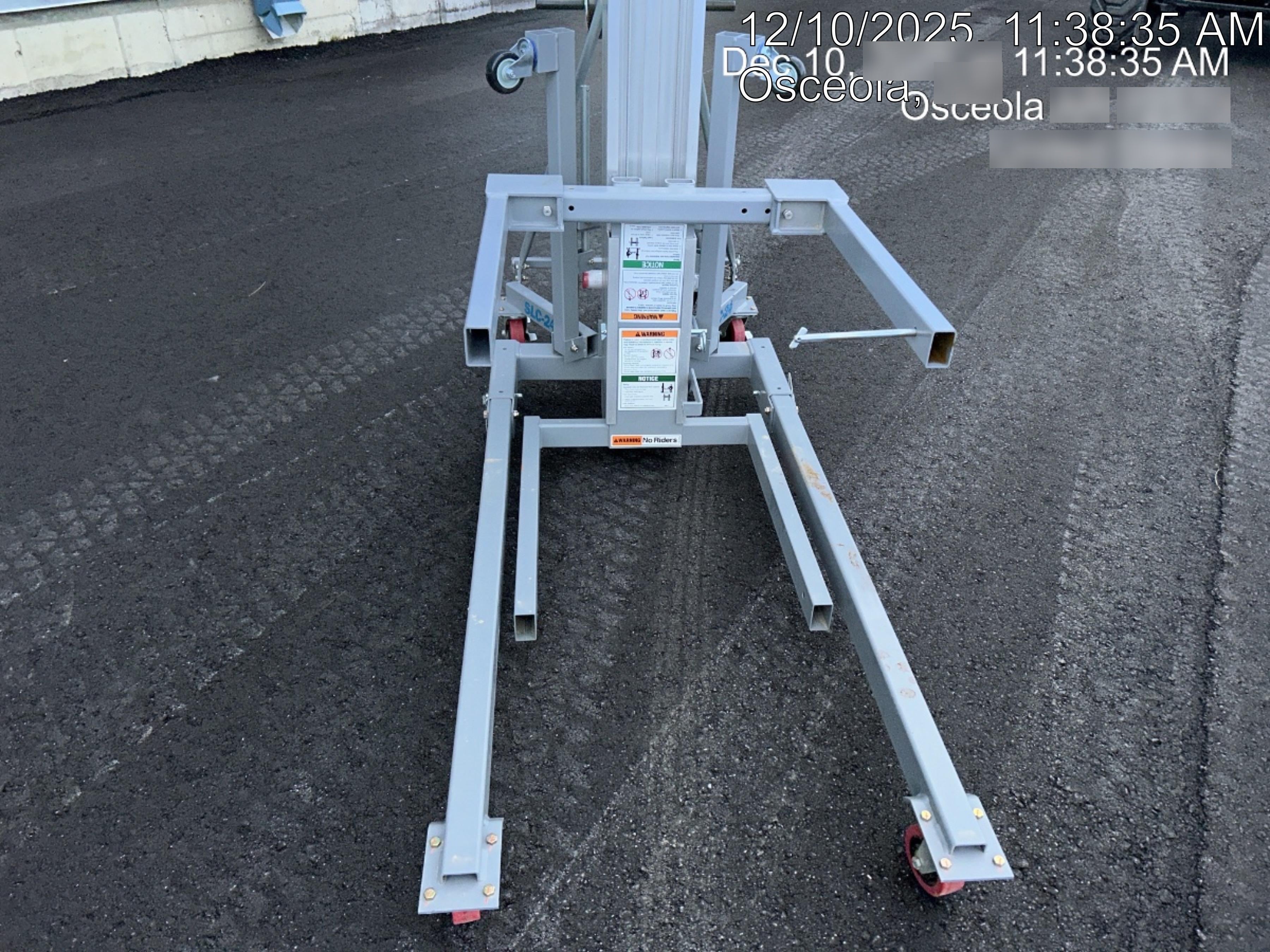2025 GENIE SLC-24