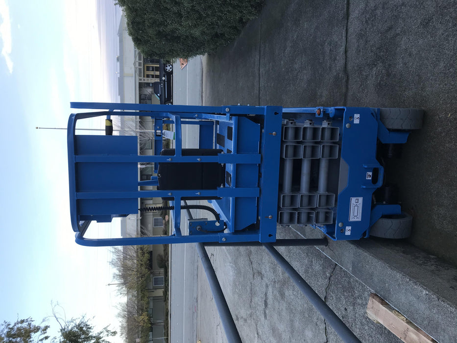 2019 Genie GS-1930 Half Height Swing Gate, 800W Inverter