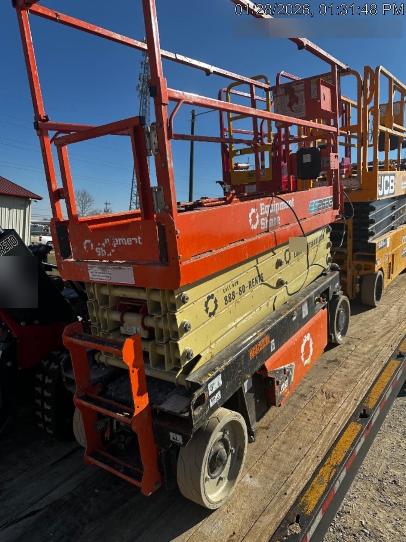 2022 JLG ES2632