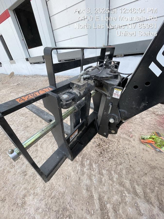 2024 JLG 1001095418S