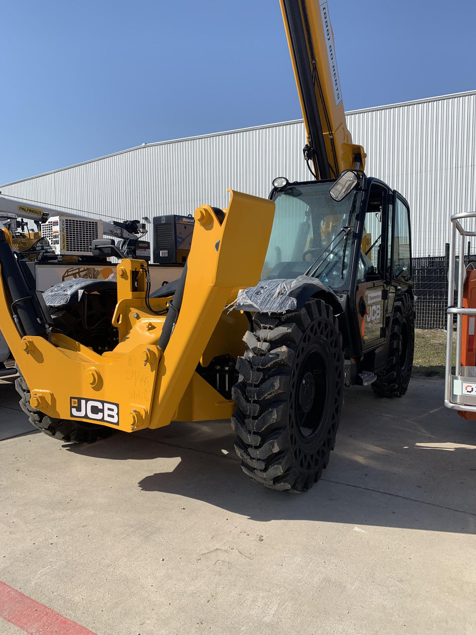 2022 JCB 510-56