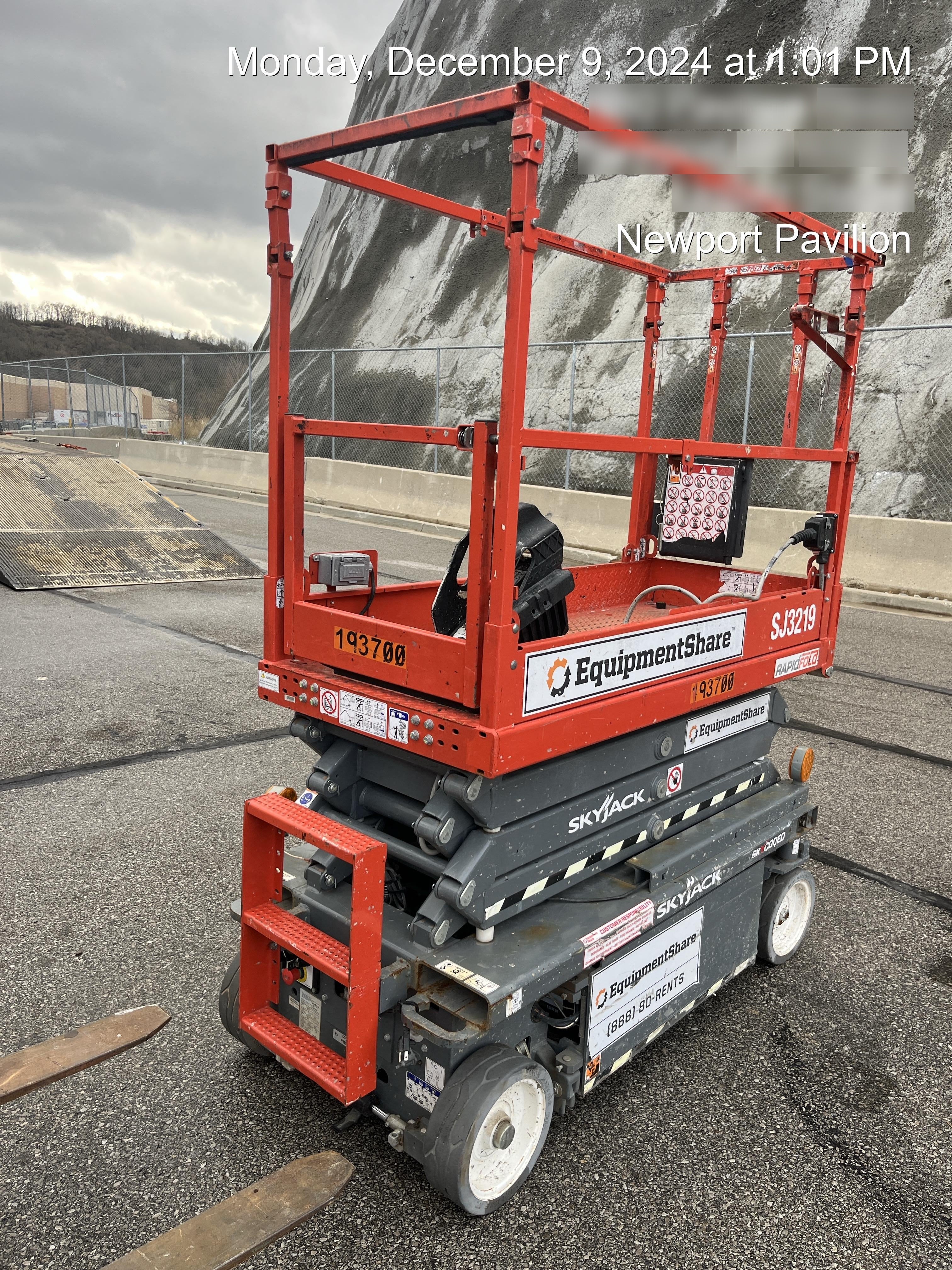 2021 SKYJACK SJ3219