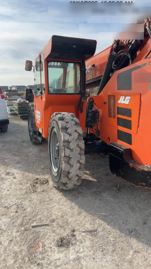 2019 Skytrak 10054 Cab/Heat/AC, 74 Hp Engine, Solid Tires, Work Light Package, Beacon w/60" Carriage, 60" Forks