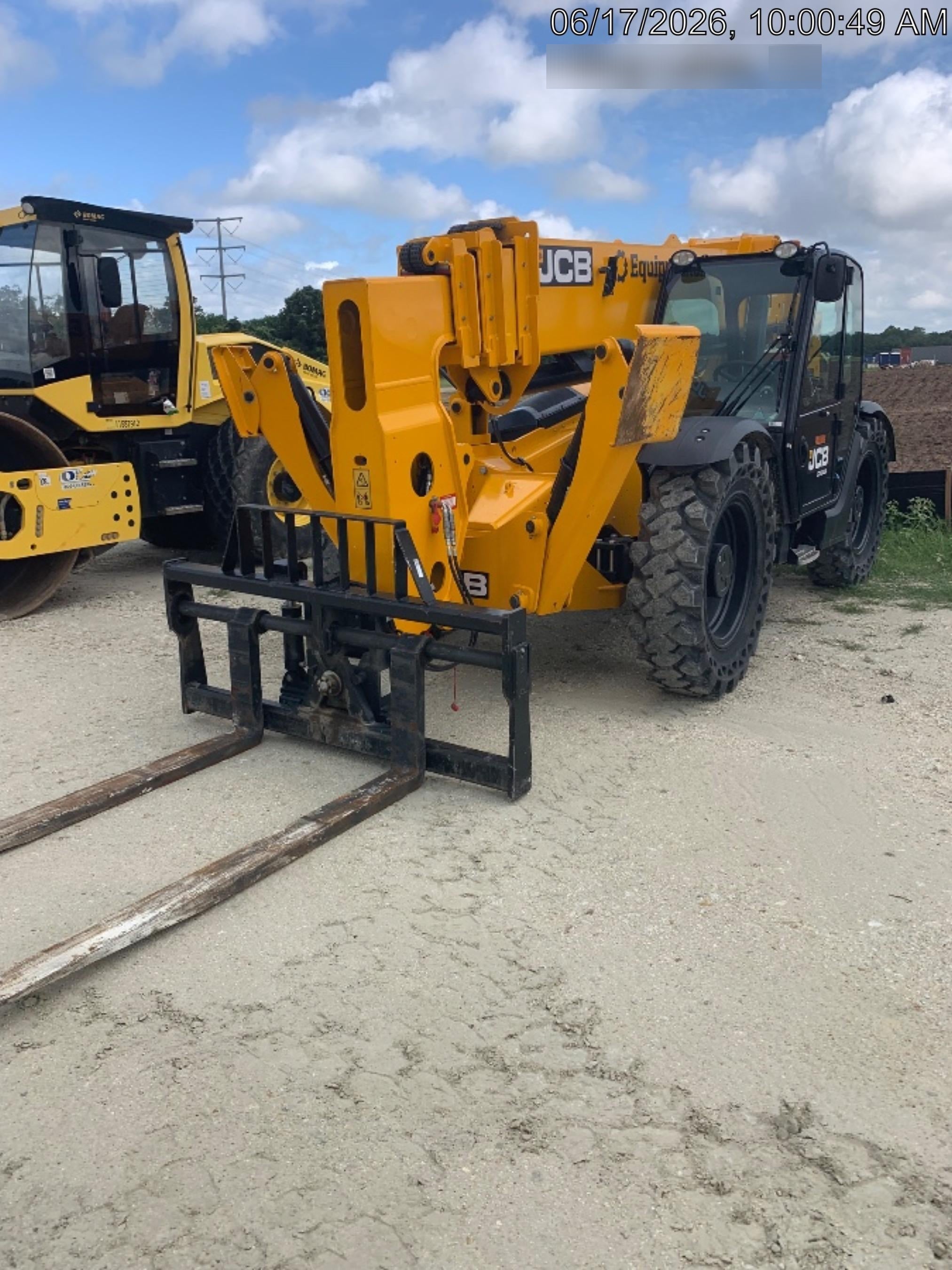 2025 JCB 514-56