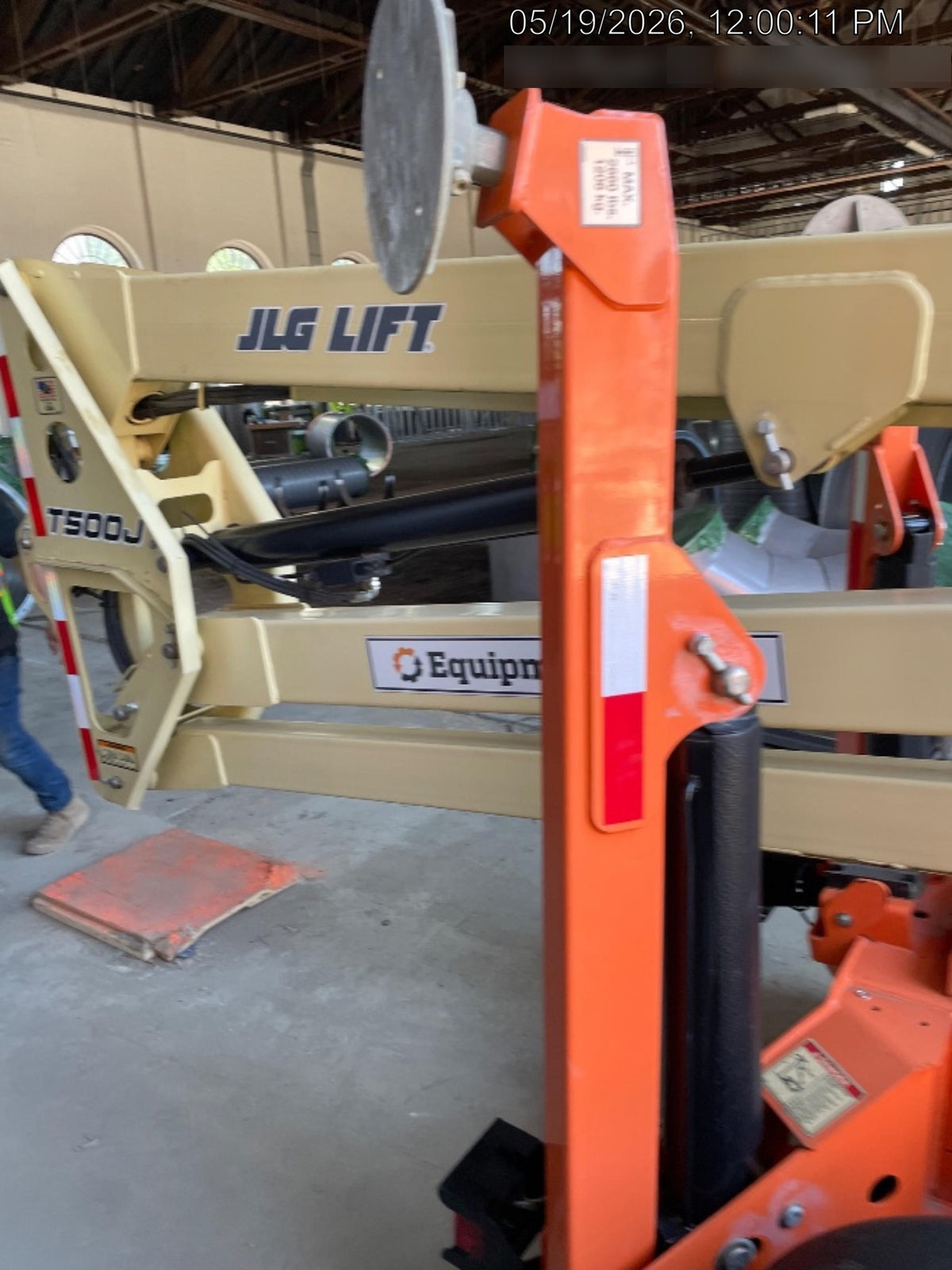 2022 JLG T500J