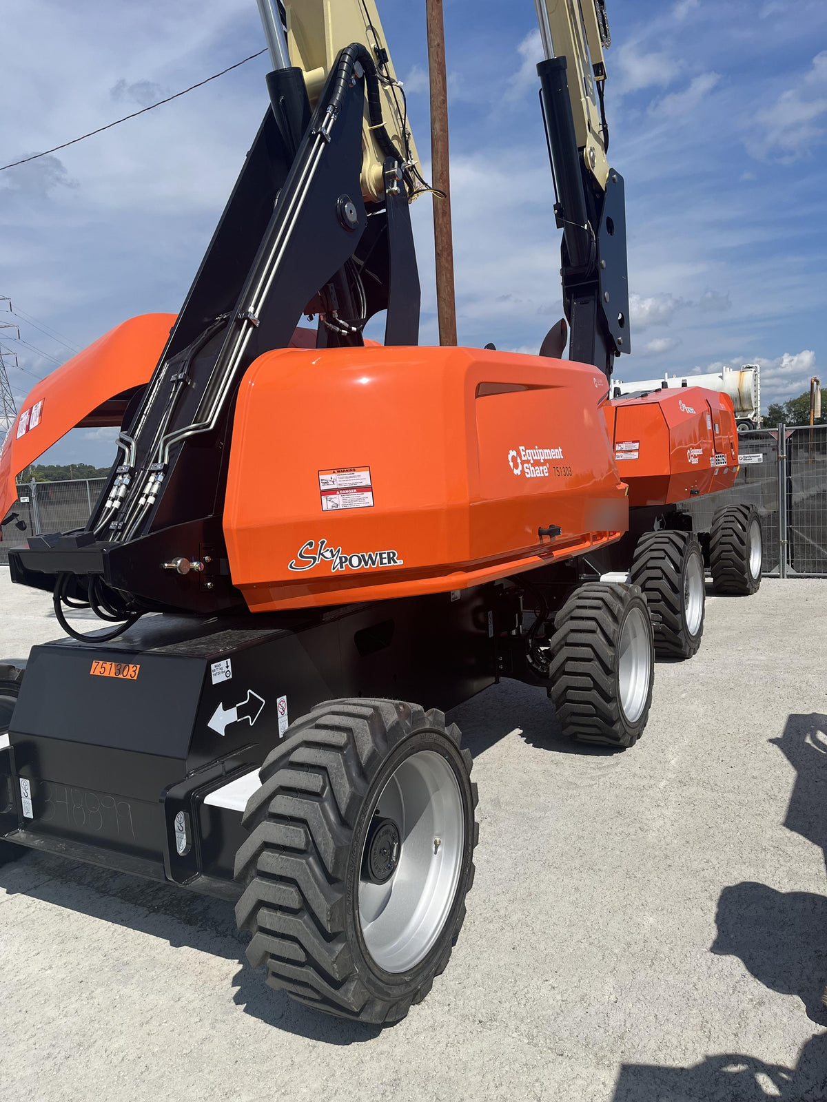 2026 JLG 660SJ