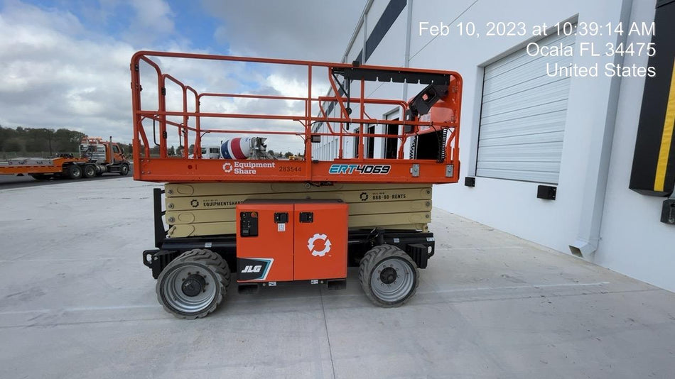 2022 JLG ERT4069