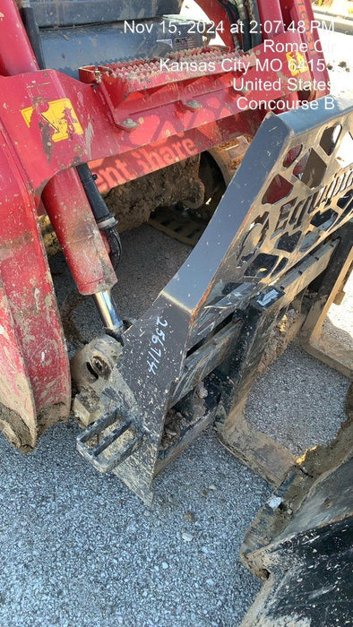 2022 PALADIN 48" Pallet Forks - Paladin