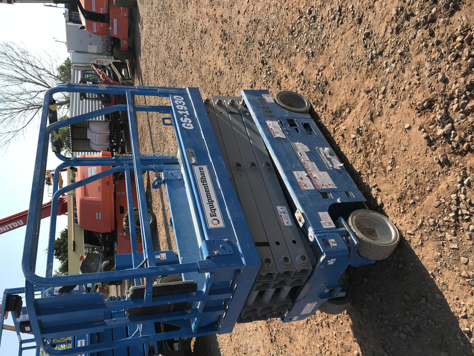 2019 Genie GS-1930 Genie GS-1930 w/Fixed Rail, Chain Entry