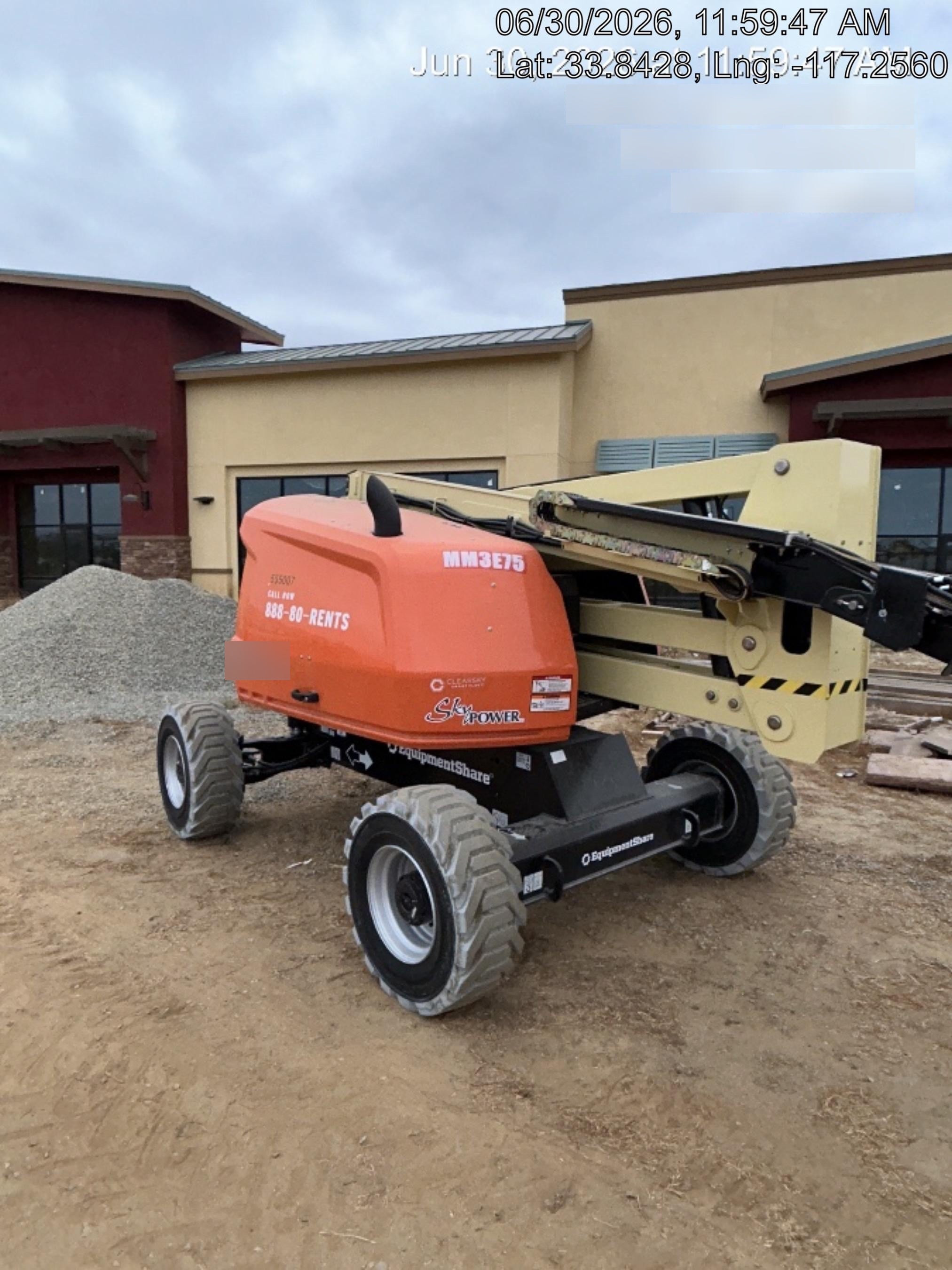 2025 JLG 450AJ