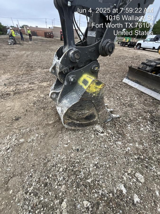 2025 JOHN DEERE 36" Bucket, Excavator 25,000 - 35,000 John Deere