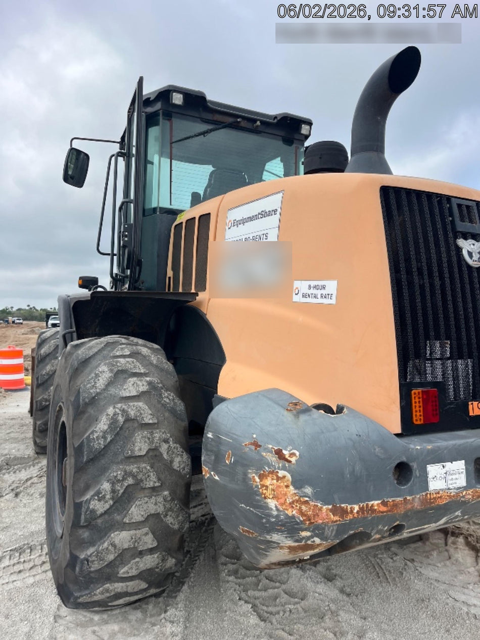 2018 CASE 821G