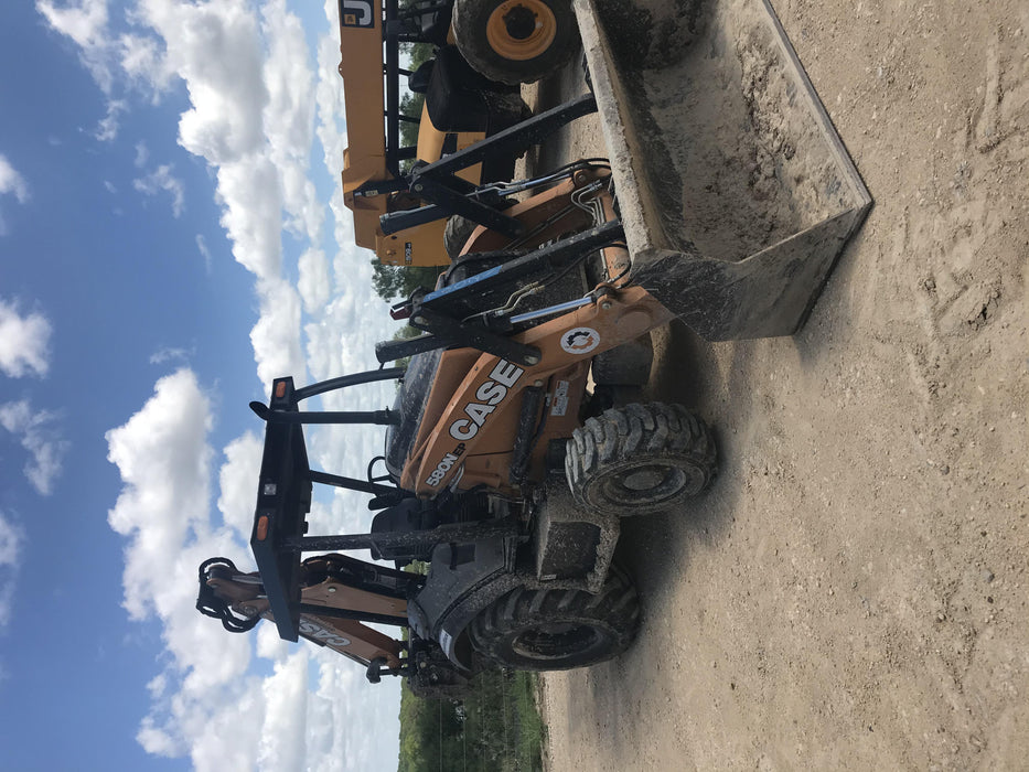 2020 CASE 580N EP - Extendable Backhoe