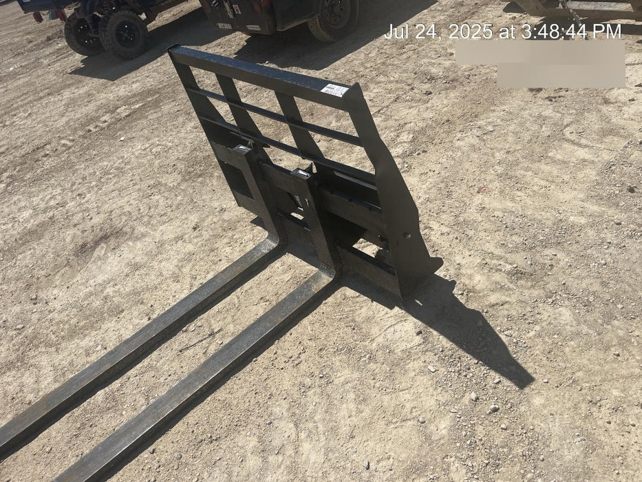 2025 ARROW MATERIAL HANDLING F5100CB - 72"