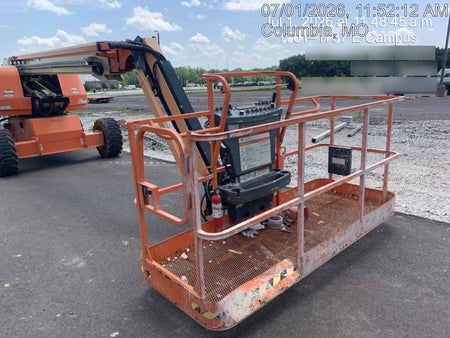 2023 JLG 660SJ
