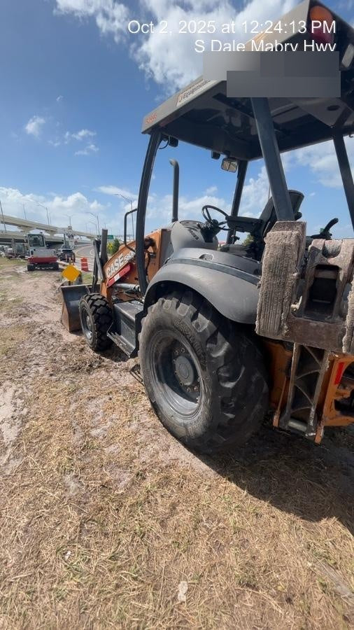 2019 Case 580N EP Canopy, 4WD, 1-Way Aux Hydraulics, Pilot Controls, Ride Control and Loader Aux Hydraulics, 900 LB. Front CWT, 82" HD LONG LIP (1 CU. YD.) W/BOCE AND LIFT EYES, FLIP OVER/STABILIZER PADS COMB