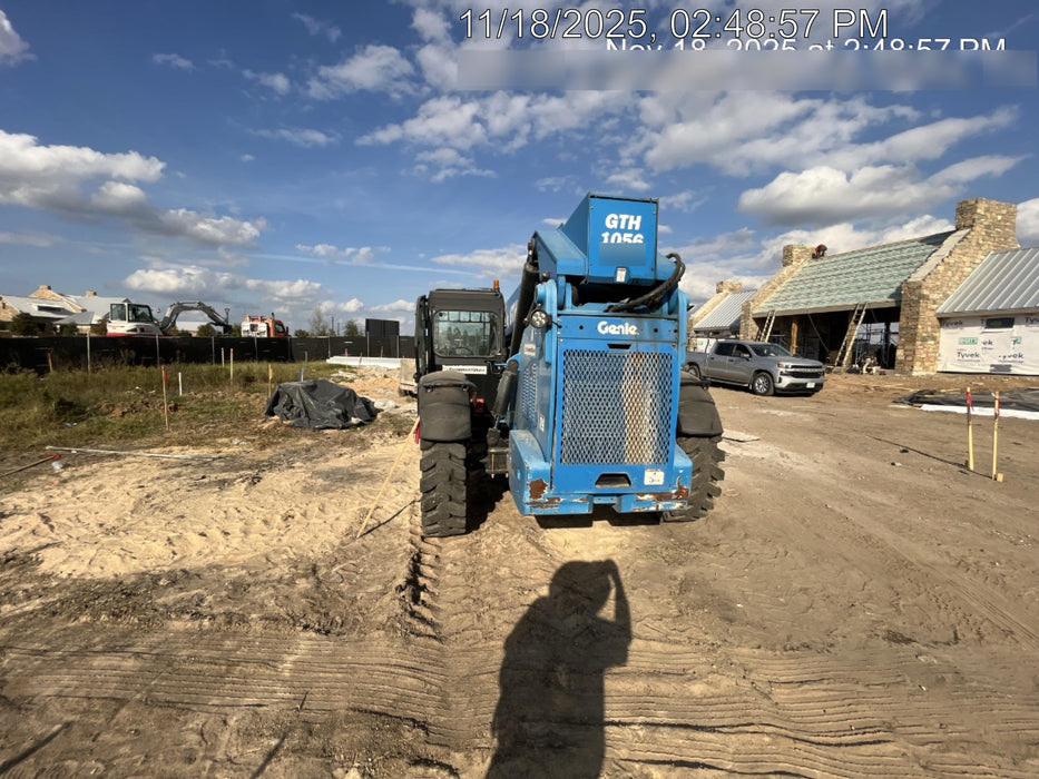 2018 Genie GTH-1056 Genie GTH-1056 w/Enclosed Cab w/HVAC, Work Lights, Solid Tires, Beacon, 60" Carriage and Forks