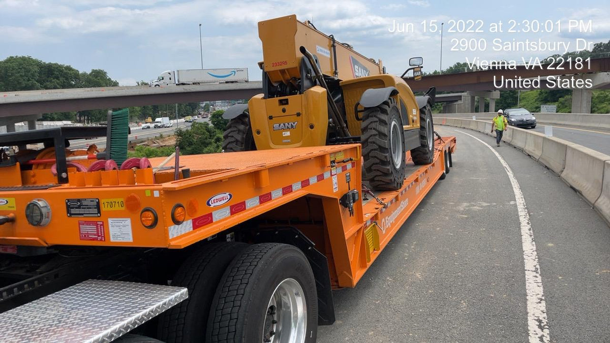 2022 SANY STH1056