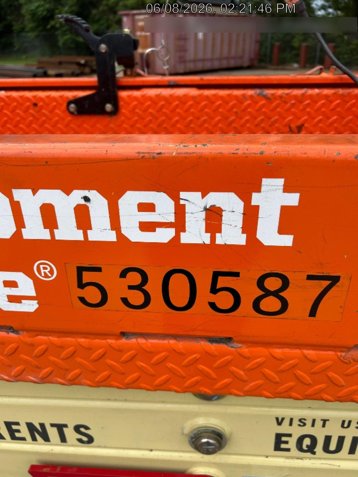 2025 JLG ES1932
