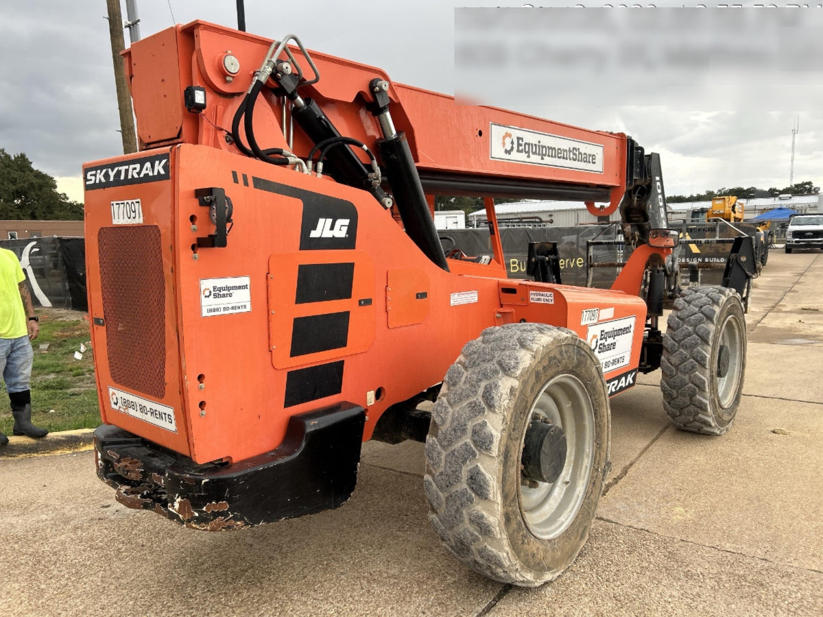 2021 SKYTRAK 10054