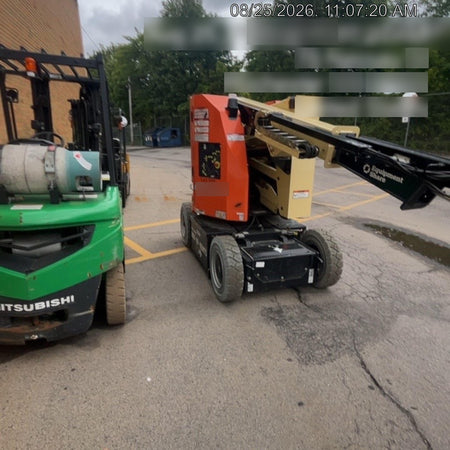 2025 JLG E300AJP