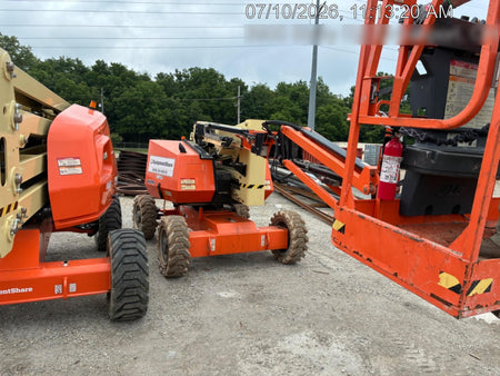 2022 JLG 340AJ