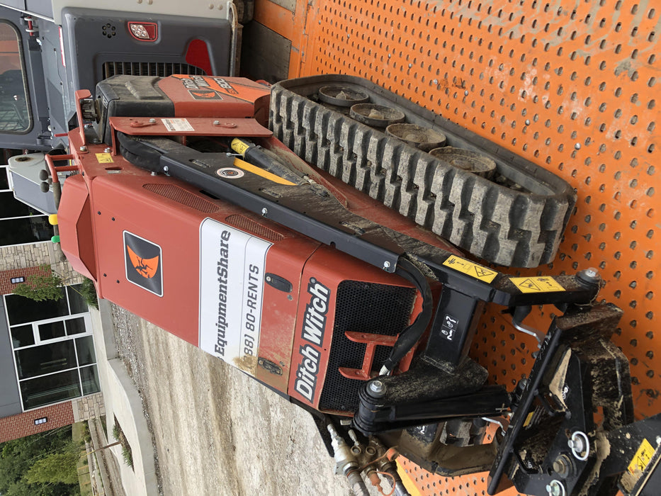 2020 DITCH WITCH SK800A