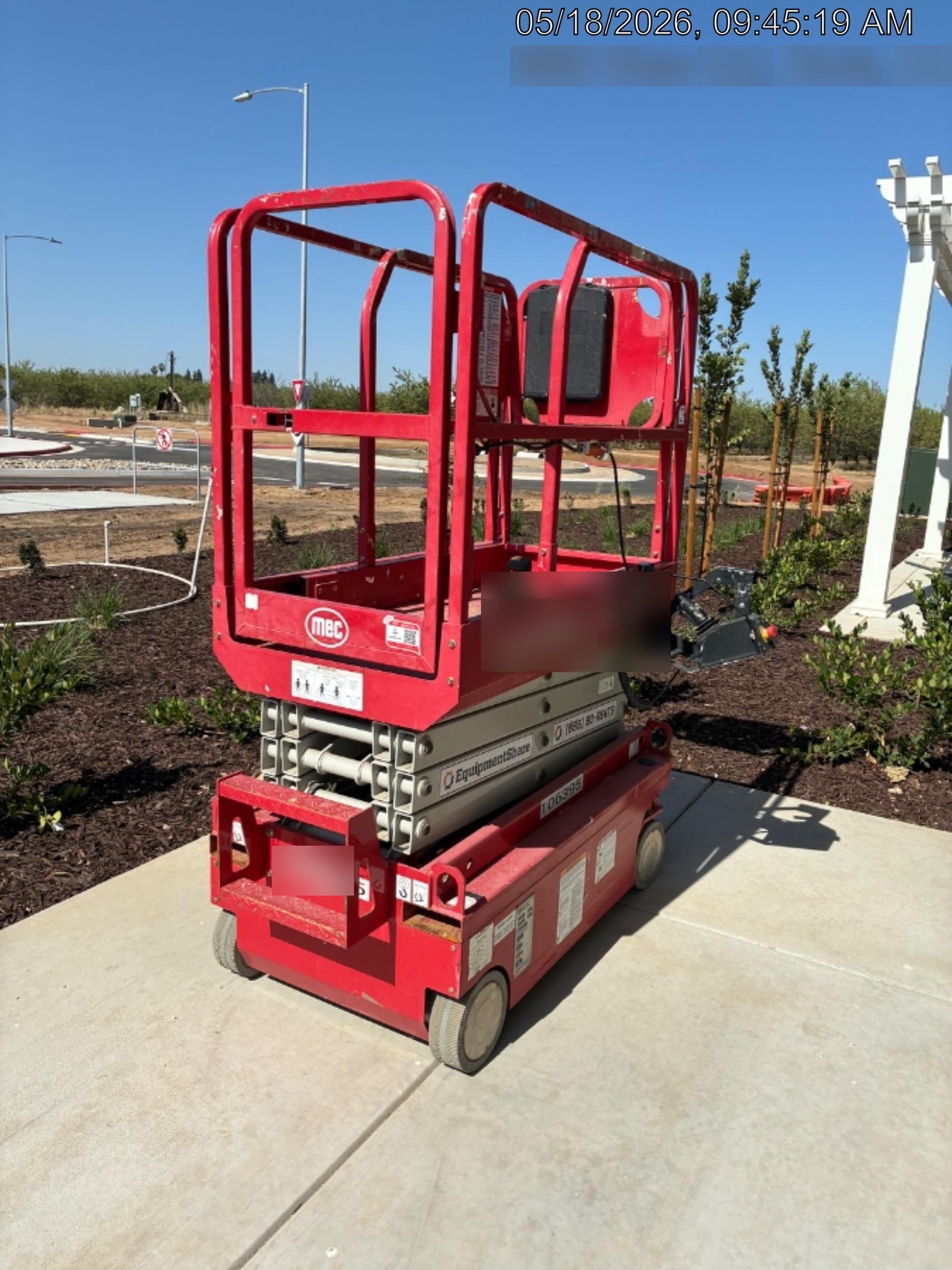 2020 MEC 1330SE Solid NM Tires, Steel Swing out Doors, LCS, Beacon, 900W Inverter