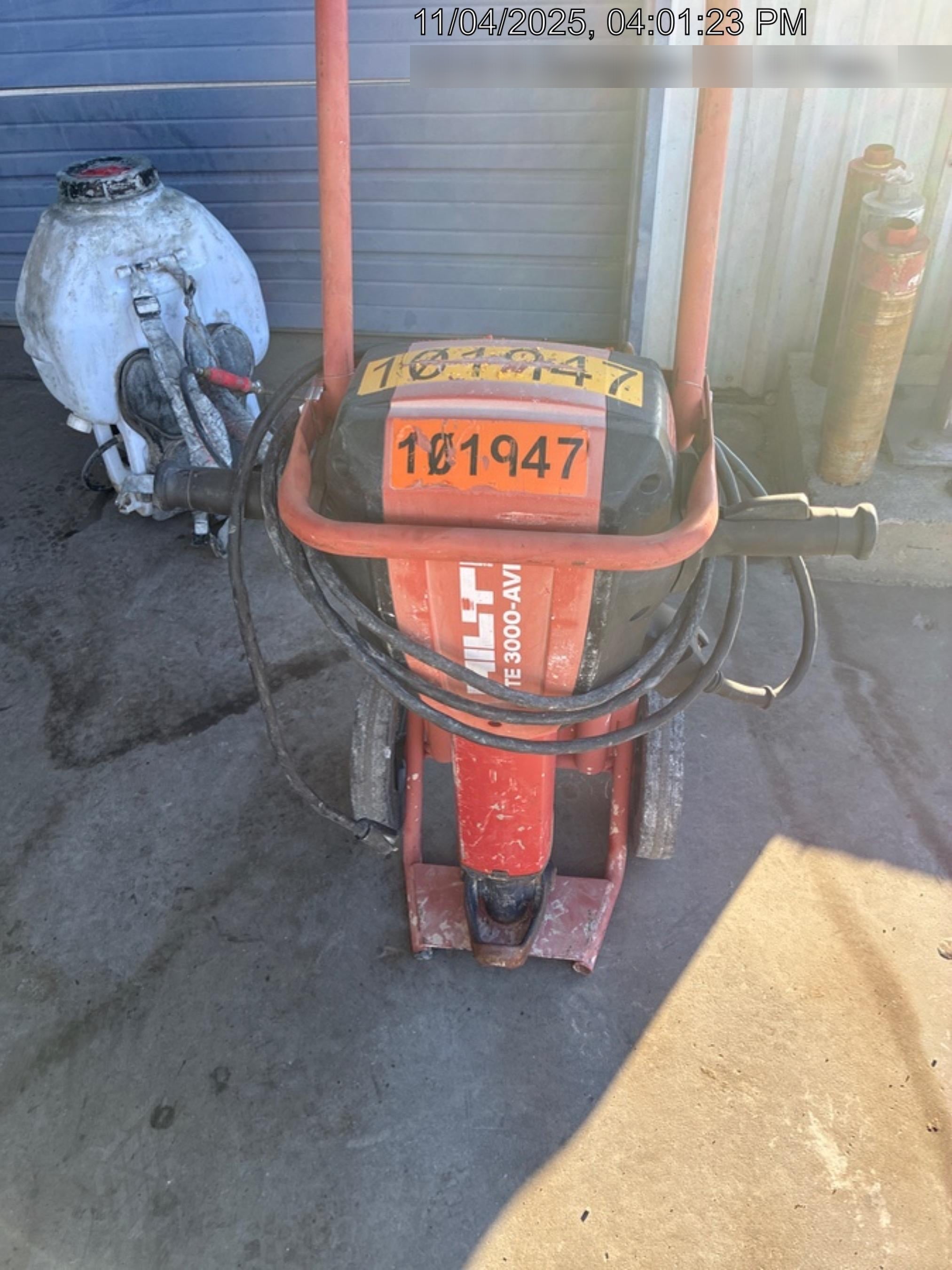 2020 HILTI TE 3000-AVR