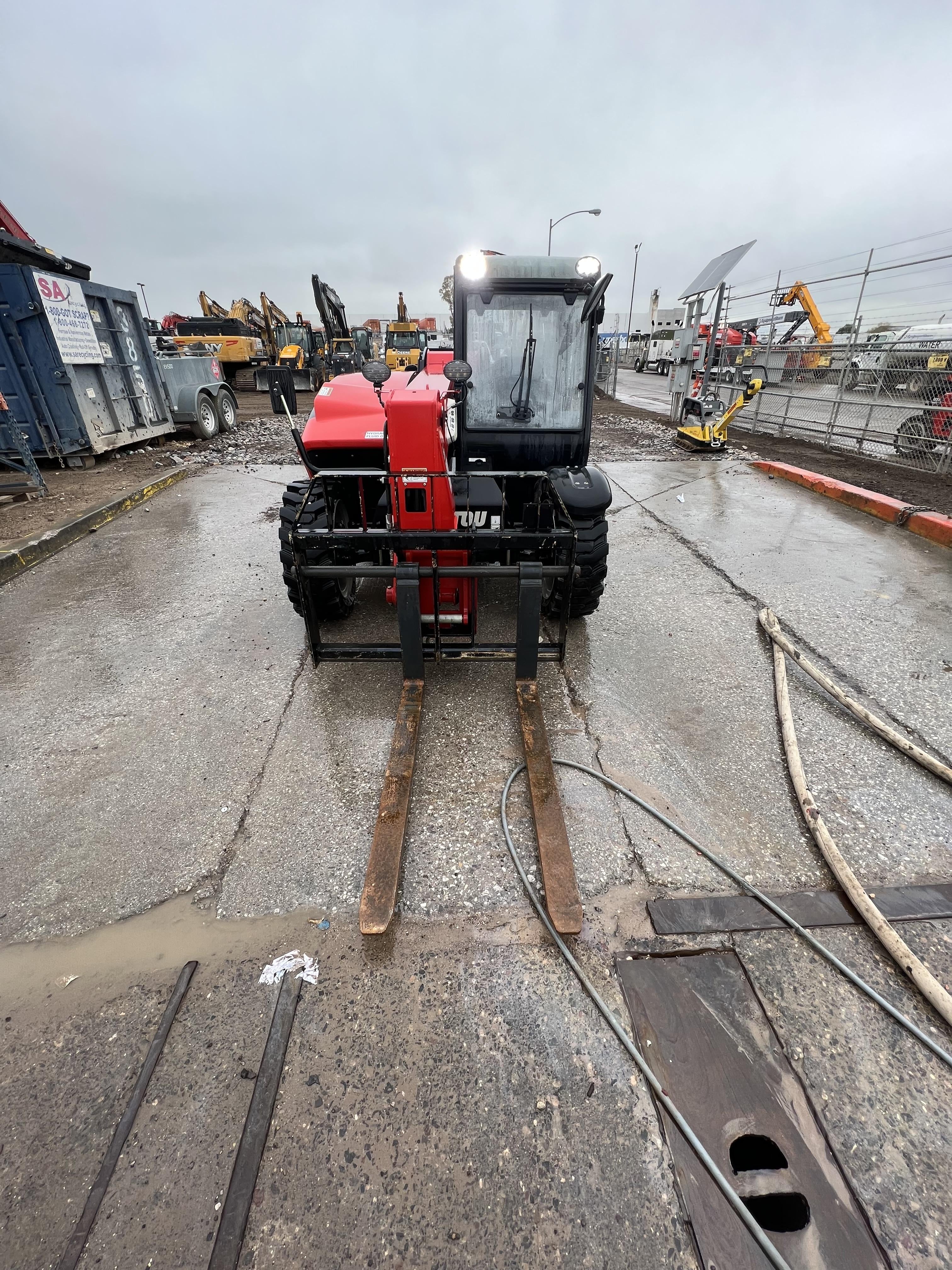 2022 MANITOU MTA5519