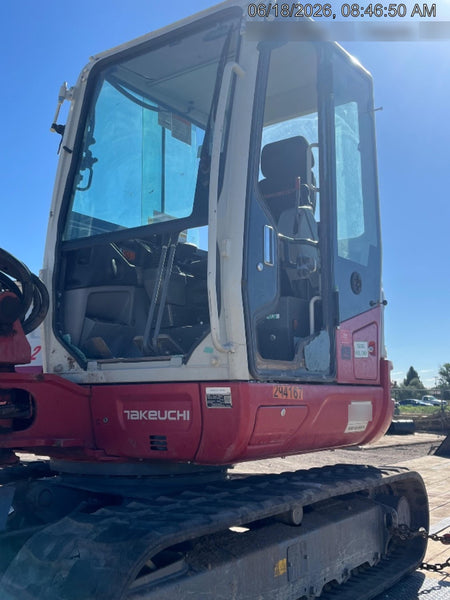 2023 TAKEUCHI TB250-2CR