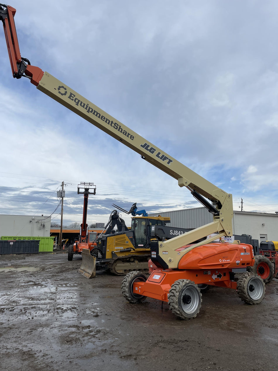 2023 JLG EC600SJ