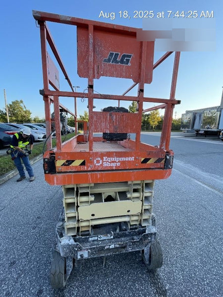 2022 JLG ES3246