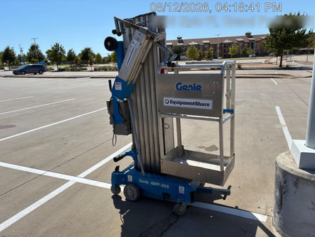 2020 GENIE AWP-30S