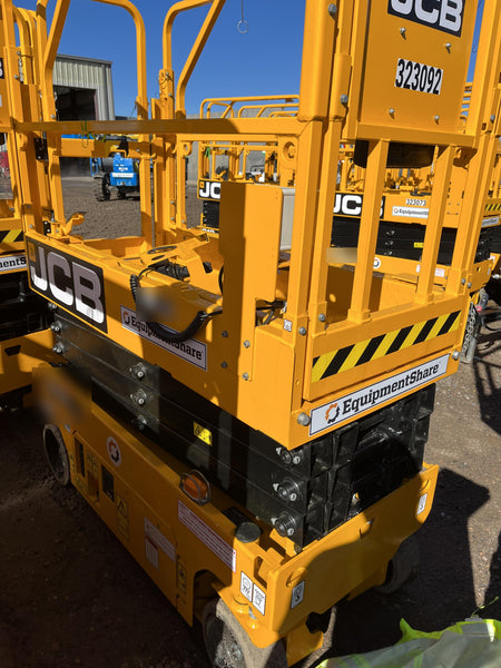 2023 JCB S1930E