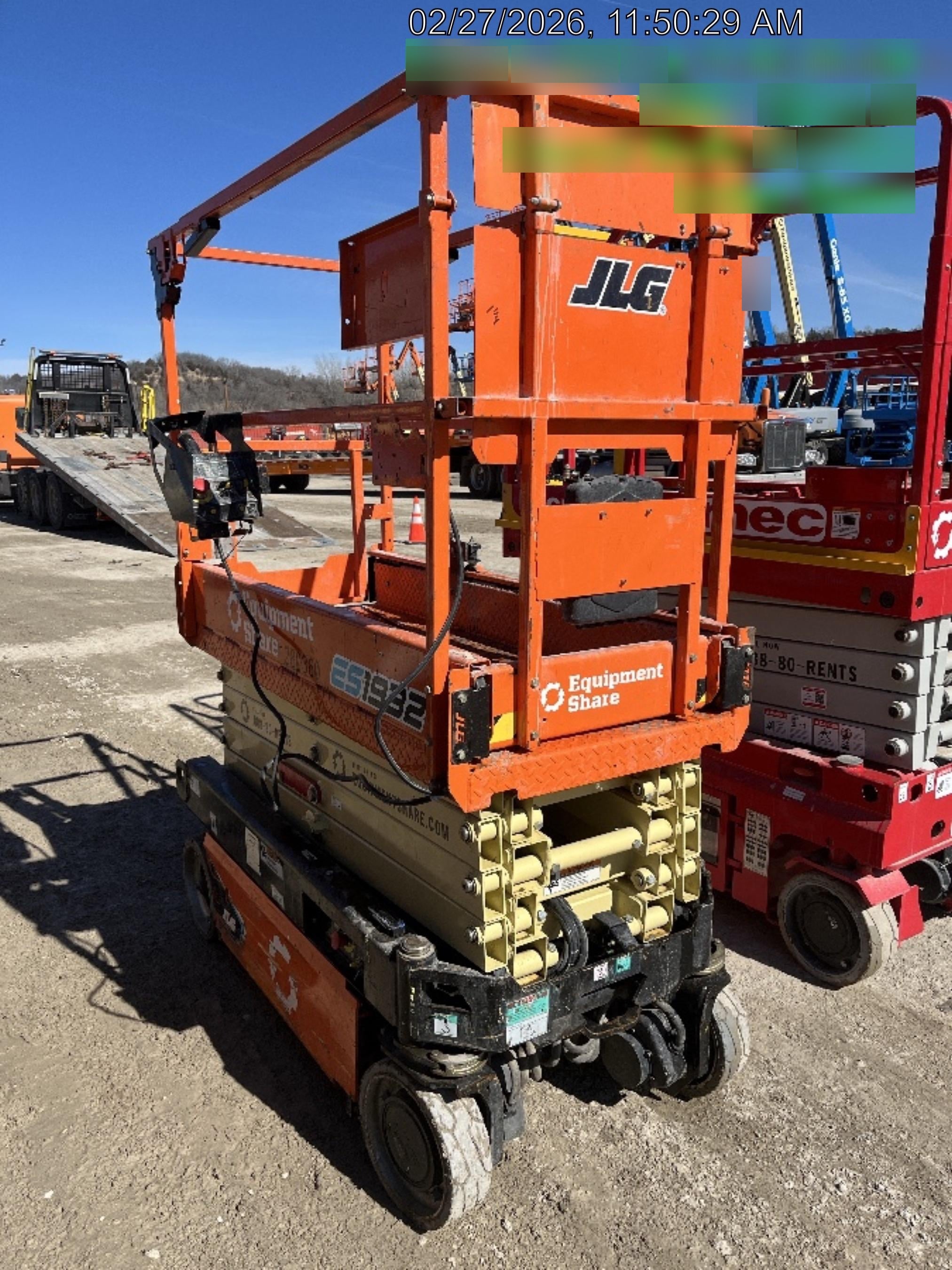 2022 JLG ES1932